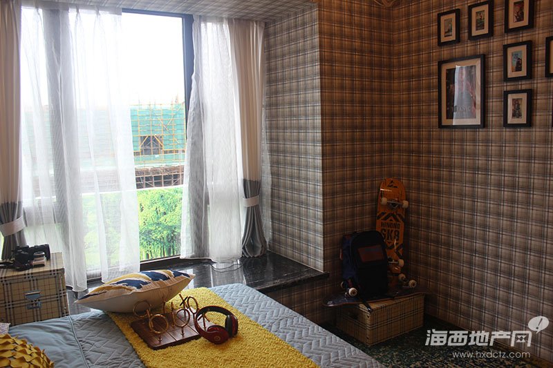 【C户型】三房两厅两卫约111㎡——次卧